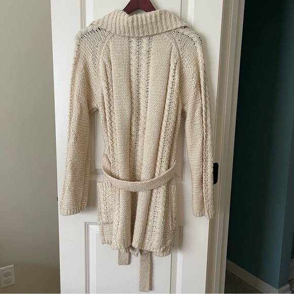 MAK Sweater Cardigan With Tie - Picture 2 of 4